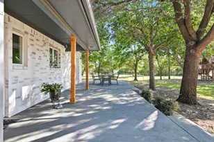 2309 Hillview Dr, Krum, TX 76249 - Photo 29