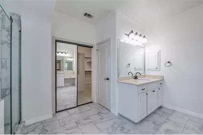 2043 Loma Alta Drive, Irving, TX 75063 - Photo 17