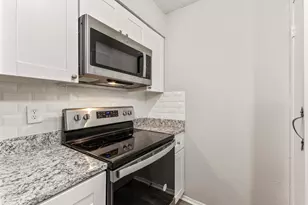 4859 Cedar Springs Rd, Dallas, TX 75219 - Photo 7