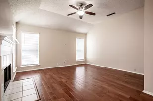 206 Meredith Ct, Irving, TX 75063 - Photo 7