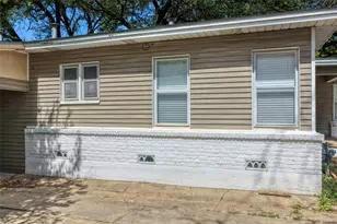 3420 Brook Cir, Waco, TX 76710 - Photo 5