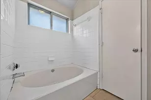 5204 Cornvalley Dr, Arlington, TX 76017 - Photo 25
