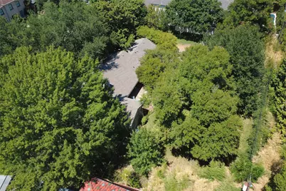 8910 Guernsey Lane, Dallas, TX 75220 - Photo 35