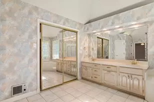 1388 Fairhaven Dr, Mansfield, TX 76063 - Photo 19