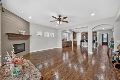 316 Jernigan Drive, Euless, TX 76040 - Photo 13