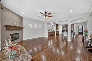 316 Jernigan Dr, Euless, TX 76040 - Photo 13