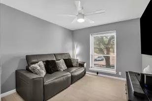 13340 Kit Ln, Dallas, TX 75240 - Photo 23