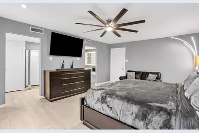 13340 Kit Lane #B09, Dallas, TX 75240 - Photo 17