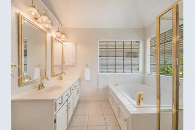 1086 Woodbriar Drive, Grapevine, TX 76051 - Photo 15