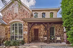 6400 Castle Rock Cir, McKinney, TX 75071 - Photo 3