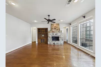 6400 Castle Rock Circle, McKinney, TX 75071 - Photo 7