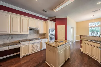 8152 Vine Wood Drive, North Richland Hills, TX 76182 - Photo 17