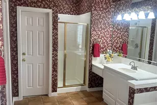 715 Wheaton Ct, Allen, TX 75013 - Photo 9