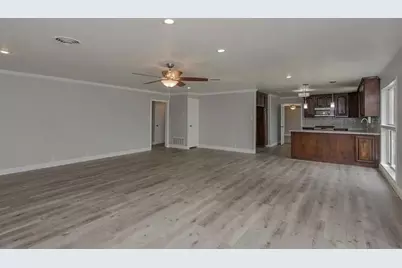 270 Butcher Point, Gainesville, TX 76240 - Photo 5