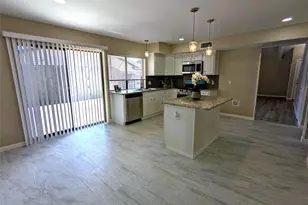 2916 Woodbridge Dr, Bedford, TX 76021 - Photo 5