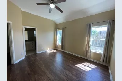 2705 College Avenue, Fort Worth, TX 76110 - Photo 19