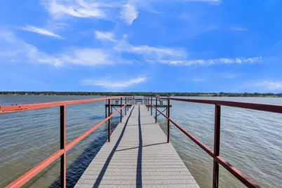 2453 S Valley Ridge Drive, Granbury, TX 76048 - Photo 33