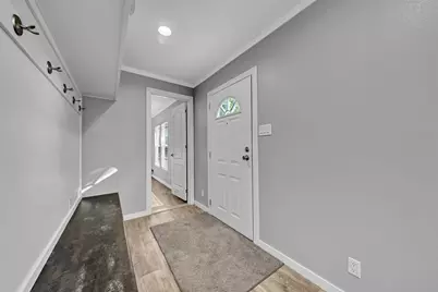 2453 S Valley Ridge Drive, Granbury, TX 76048 - Photo 5