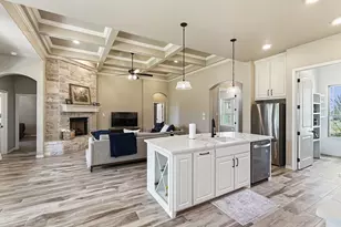 3709 Tremont Ln, Granbury, TX 76049 - Photo 15