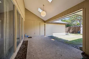 6017 Timber Creek Ln, Dallas, TX 75248 - Photo 31