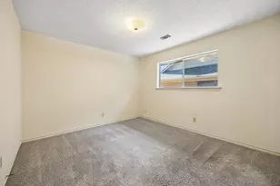 6017 Timber Creek Ln, Dallas, TX 75248 - Photo 27