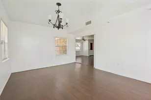 3102 Abbey Rd, Carrollton, TX 75007 - Photo 9