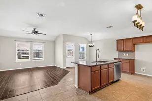 1050 Churchill Dr, Princeton, TX 75407 - Photo 5