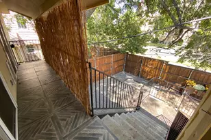 5126 Bryan St, Dallas, TX 75206 - Photo 13