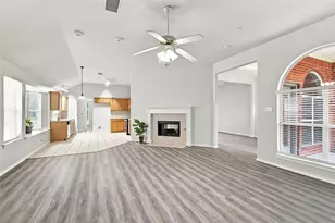 1033 Suffolk Ln Ln, Cedar Hill, TX 75104 - Photo 1