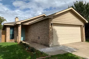 1021 Olivewood Ln, Fort Worth, TX 76140 - Photo 19