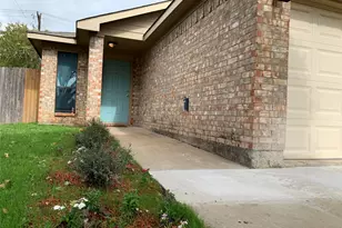 1021 Olivewood Ln, Fort Worth, TX 76140 - Photo 15