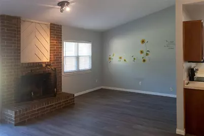 4915 S Prairieview Court, Arlington, TX 76017 - Photo 7