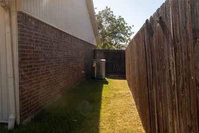 4915 S Prairieview Court, Arlington, TX 76017 - Photo 33