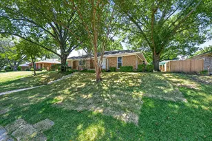 1450 Juniper Ln, Lewisville, TX 75077 - Photo 3
