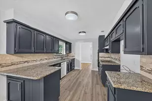 1450 Juniper Ln, Lewisville, TX 75077 - Photo 15