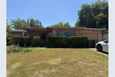 2204 Cloverdale Street, Arlington, TX 76010 - Photo 1