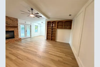 102 S Sendero Drive, Decatur, TX 76234 - Photo 11