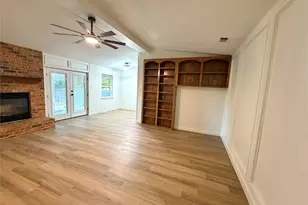 102 S Sendero Dr, Decatur, TX 76234 - Photo 11