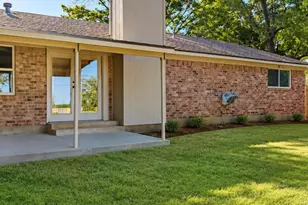102 S Sendero Dr, Decatur, TX 76234 - Photo 27