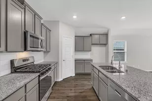 2113 Camellia St, Princeton, TX 75407 - Photo 9
