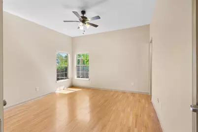1235 E Leuda Street, Fort Worth, TX 76104 - Photo 13