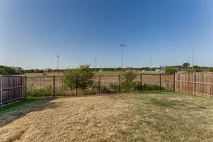 620 Bronze Forest Dr, Fort Worth, TX 76131 - Photo 21