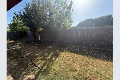 2837 Mesquite Road, Fort Worth, TX 76111 - Photo 15