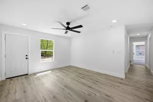 2841 Langston St, Fort Worth, TX 76105 - Photo 15