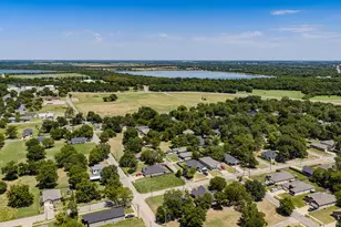 3055 Silver St, Greenville, TX 75401 - Photo 3