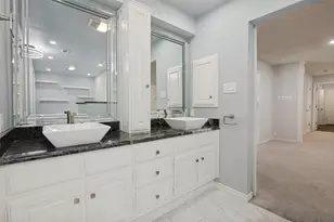 805 Crowley Rd, Arlington, TX 76012 - Photo 13