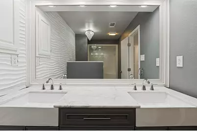 805 Crowley Road, Arlington, TX 76012 - Photo 23