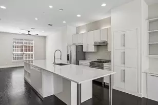 15745 Seabolt Pl, Addison, TX 75001 - Photo 11