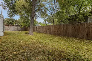 5715 Victor St, Dallas, TX 75214 - Photo 23