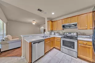 605 E Ross St, Rockwall, TX 75087 - Photo 5